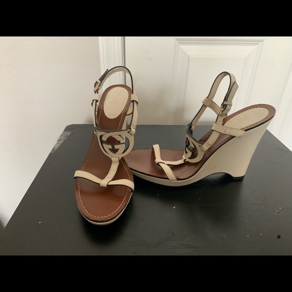 Gucci Sandals - Picture 4 of 5